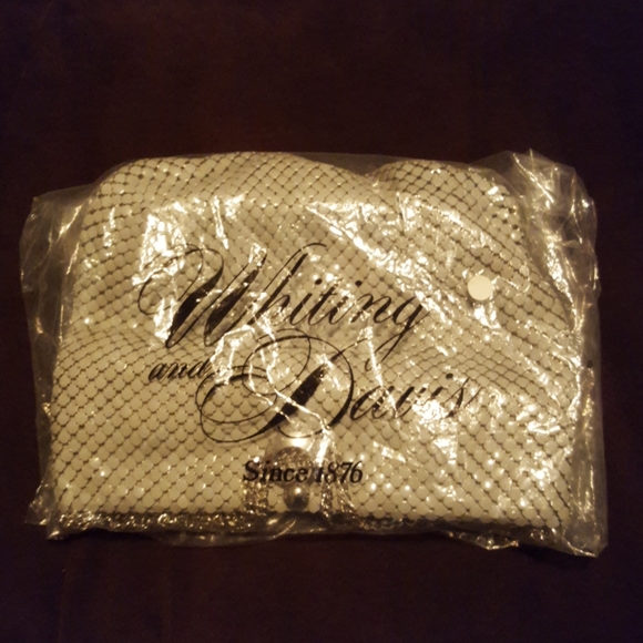 Whiting and Davis sequin/mesh handbag - Picture 7 of 9